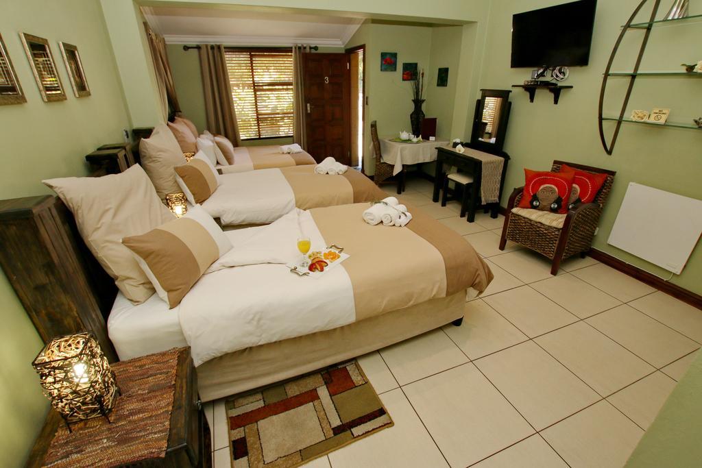 Summer Garden Guest House Бенони Екстериор снимка