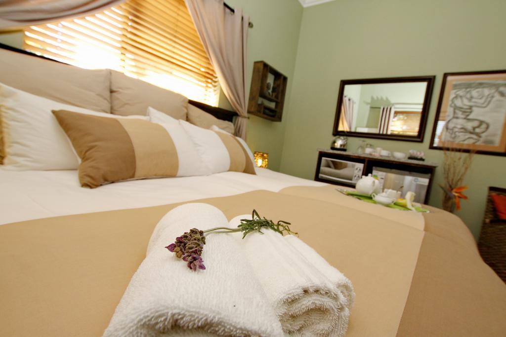 Summer Garden Guest House Бенони Екстериор снимка