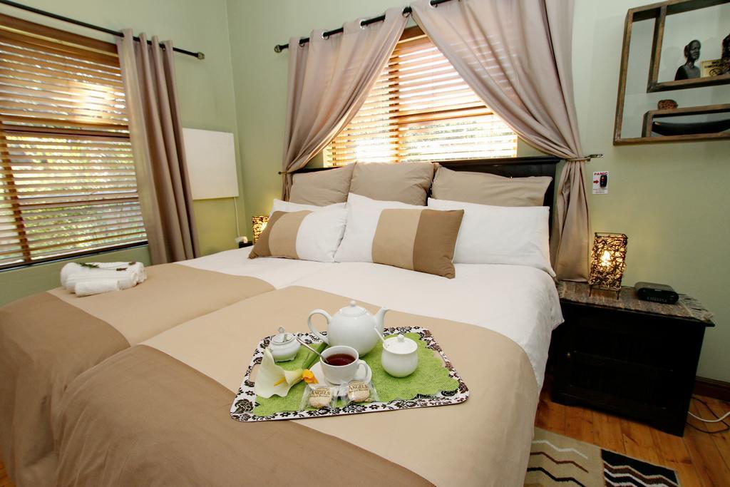 Summer Garden Guest House Бенони Екстериор снимка
