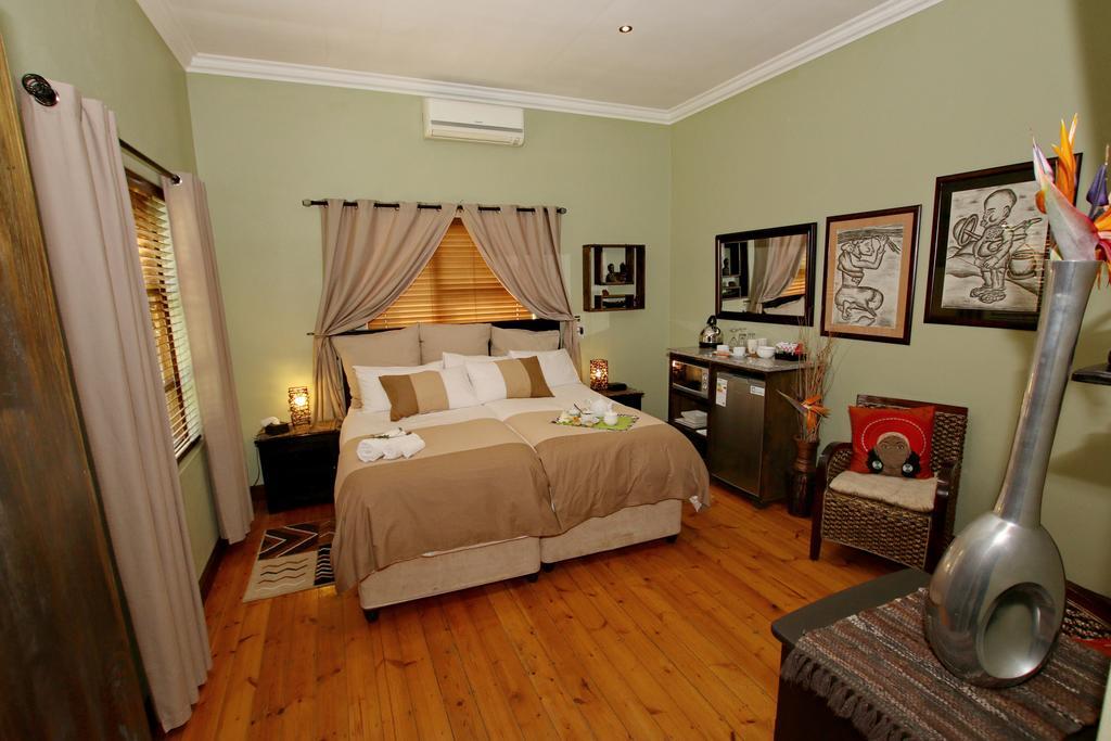 Summer Garden Guest House Бенони Екстериор снимка