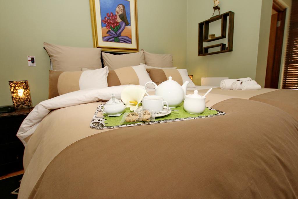 Summer Garden Guest House Бенони Екстериор снимка
