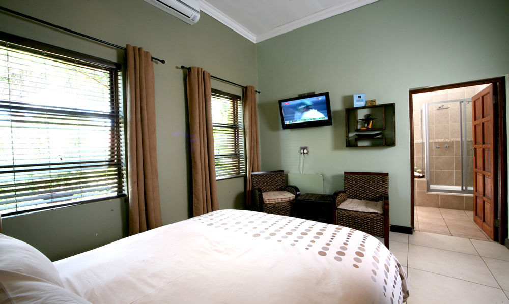 Summer Garden Guest House Бенони Екстериор снимка